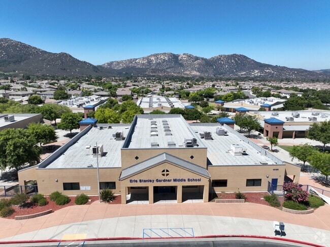 Erle Stanley Gardner Middle School serves students 6-8th grade.