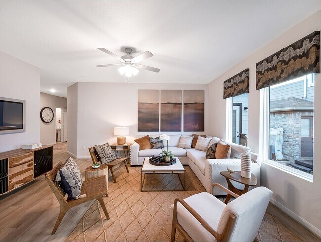 3610 Compass Pointe Ct unit 36499107, Angleton, TX 77515 - photo 3