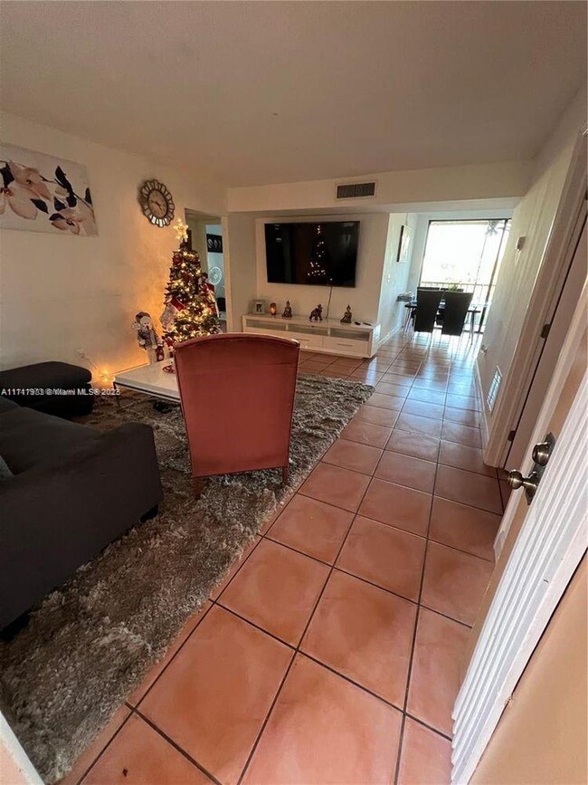 8600 SW 133rd Avenue Rd Unit 423, Miami, FL 33183