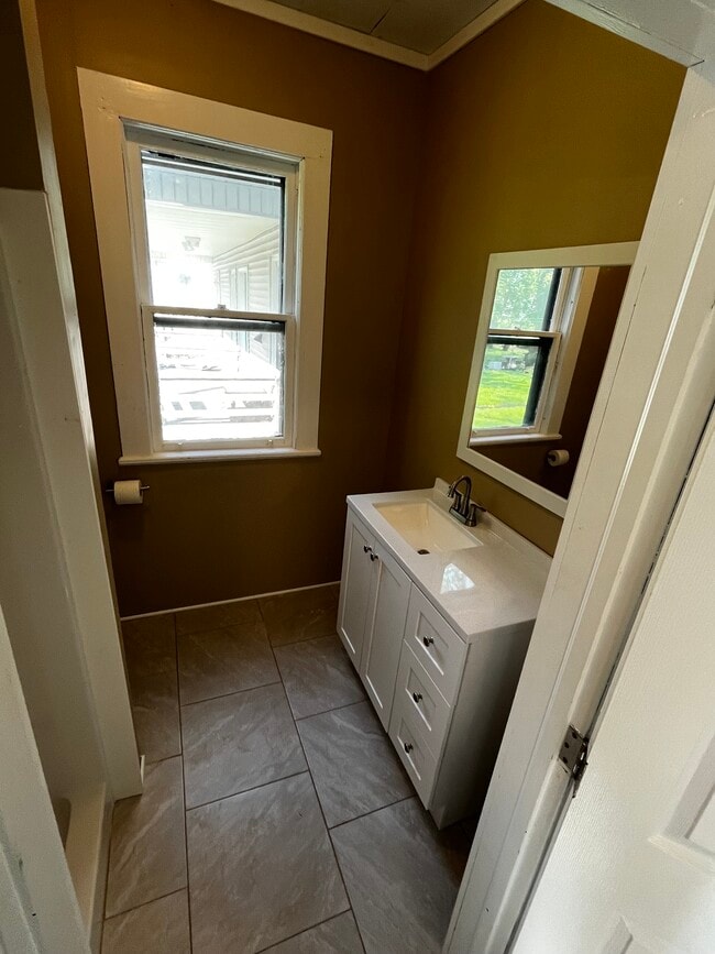 318 N Irving Ave, Scranton, PA 18510 - photo 5