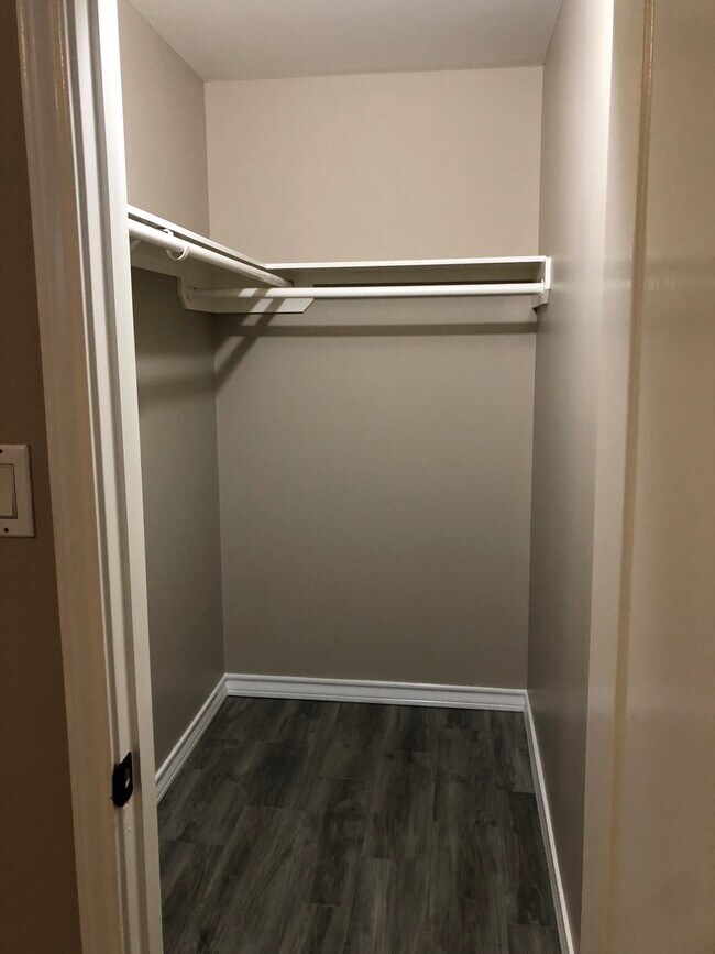 1405 Orlando St unit orlando 1, Edinburg, TX 78541 - photo 5