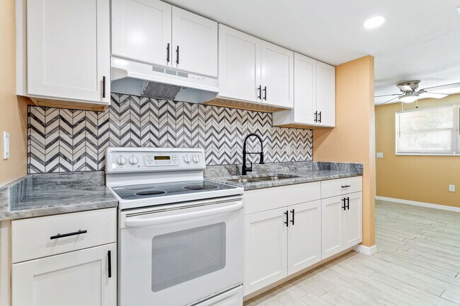 2139 Ranchita Trail, Holiday, FL 34690 - photo 3