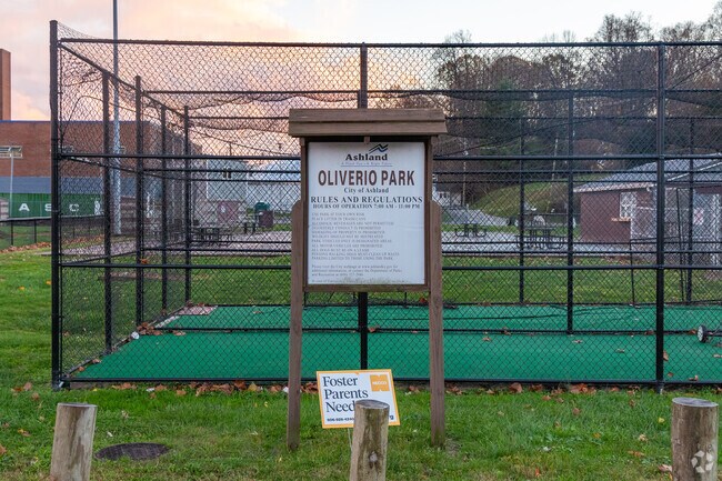 Oliver Park is a serene outdoor space nestled in Ashland, KY.