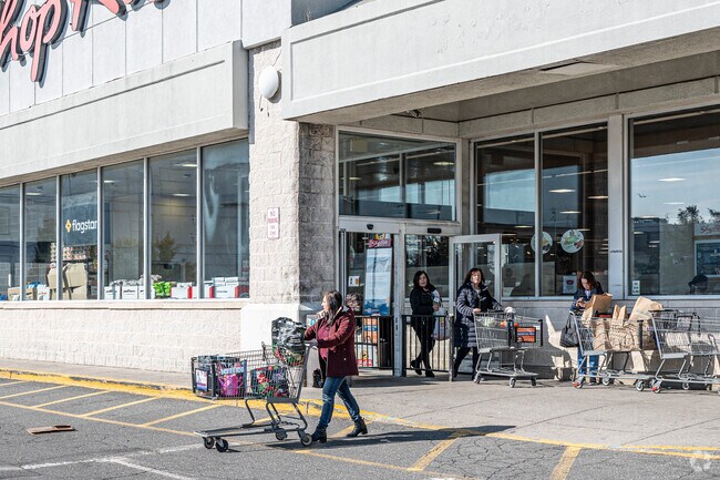 Shop Rite is the large supermarket for the residents of Herricks.