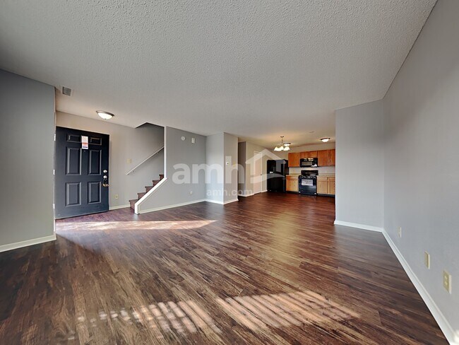 12218 Maize Dr, Noblesville, IN 46060 - photo 4