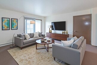 1211 Audubon Ln, Athens, AL 35611