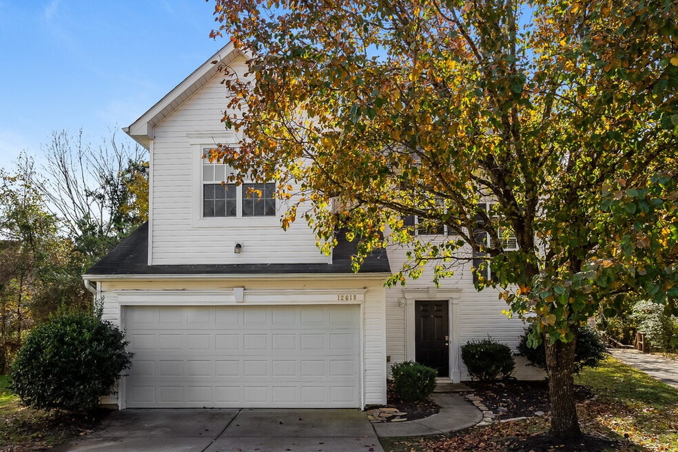 12618 Hazy Valley Ct, Charlotte, NC 28269 - photo 1