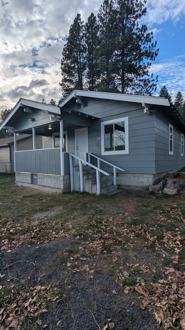 108 S Lalo Ave, Chiloquin, OR 97624