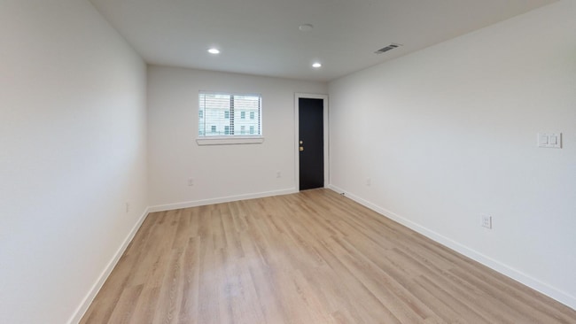 5103 Live Oak St unit 2209, Dallas, TX 75206 - photo 7