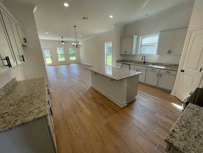 240 Owl Dr, Houma, LA 70364 - photo 4