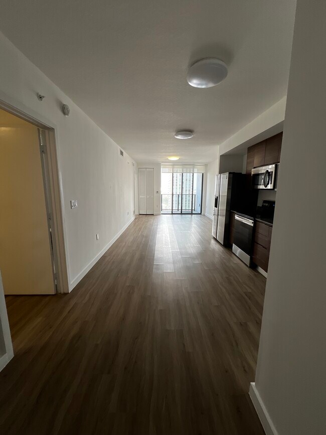 501 N Miami Ave unit A1, Miami, FL 33136 - photo 2