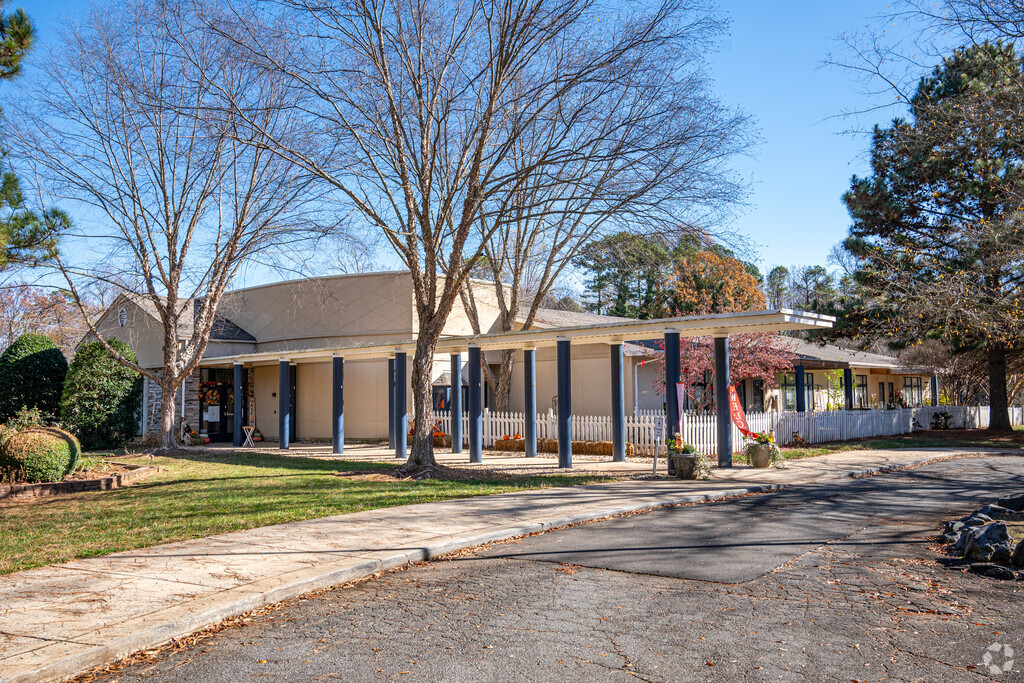 Christian Montessori School at Lake Norman features space for families in 
Huntersville.