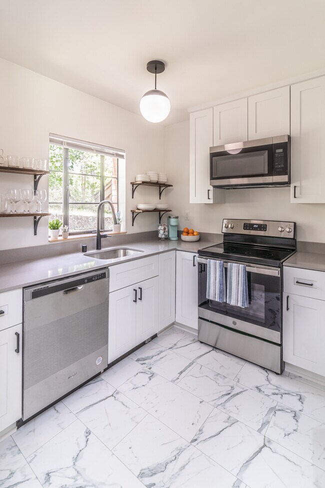 219 W 9th Ave, Spokane, WA 99204