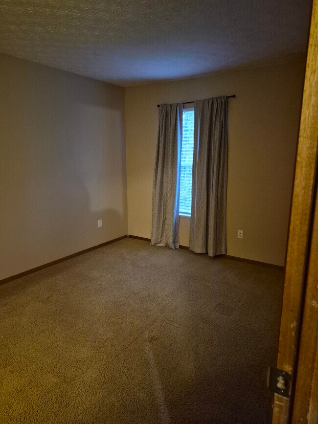 466 Heritage Cir unit 466 HC, Bucyrus, OH 44820 - photo 6