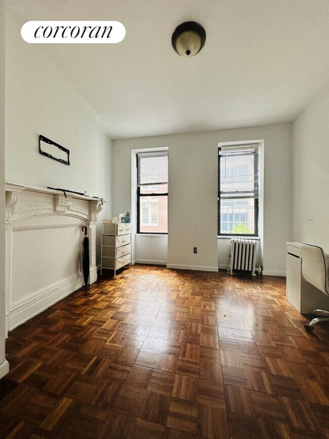 424 E 66th St, New York, NY 10065