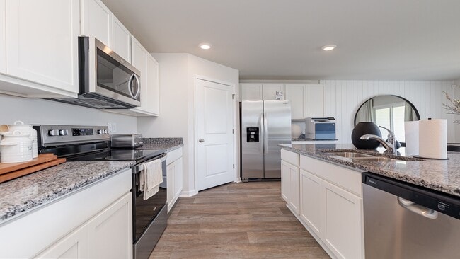 127 Coralberry Dr, Conway, SC 29527 - photo 3