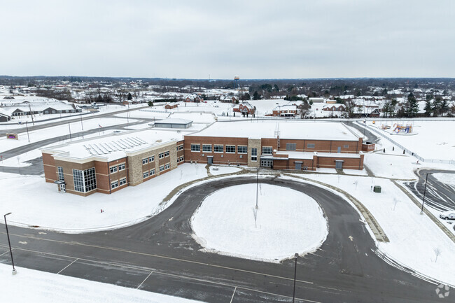 At Bardstown Alternative School, 71% of students are economically disadvantaged.