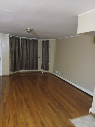 367 Ashford St Unit 1, Brooklyn, NY 11207