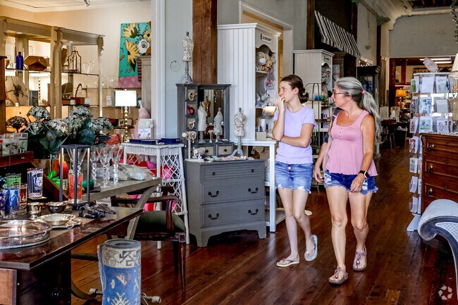 Naomi and Warner is a home furnishing shop located in South Liberty.