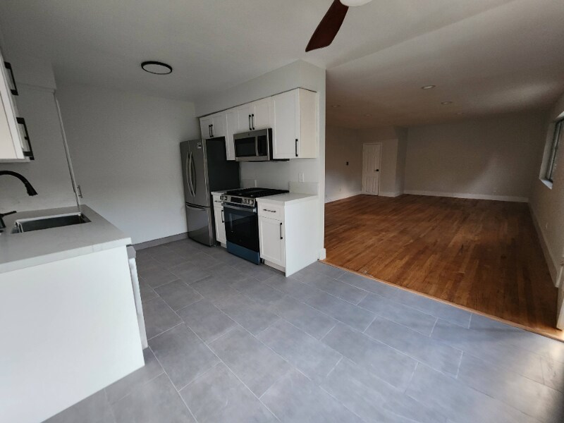 1442 Stanford St unit D, Santa Monica, CA 90404 - photo 1