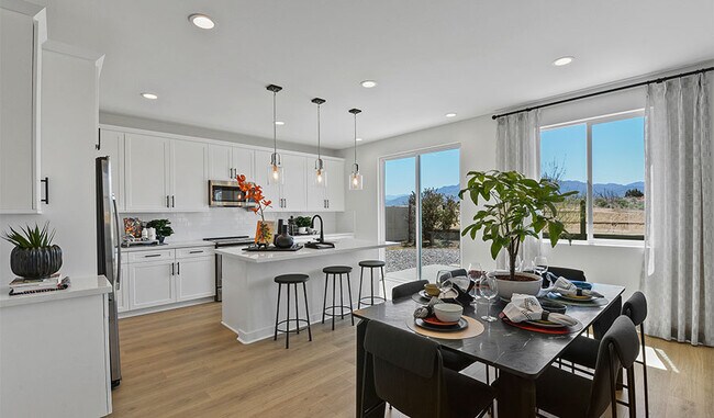 17491 Camp Creek unit 36396848, Hesperia, CA 92345 - photo 7