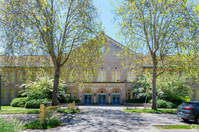 An additional entrance at West Seattle High School.