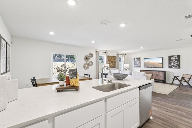 72 Griffin Dr, Childersburg, AL 35044 - photo 3