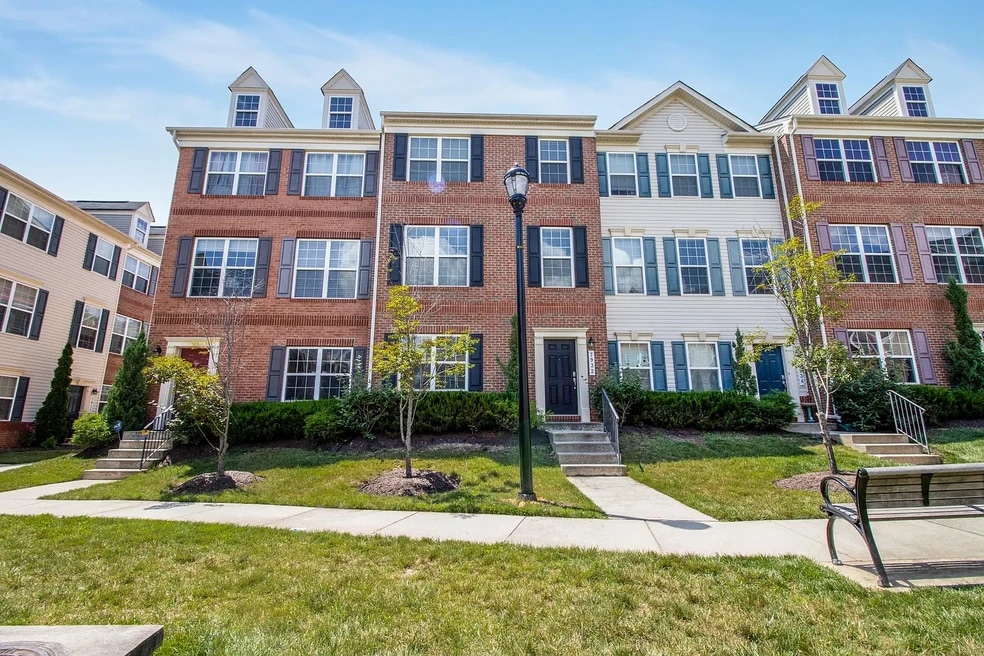 7932 Pettigrew St, Elkridge, MD 21075 - photo 1