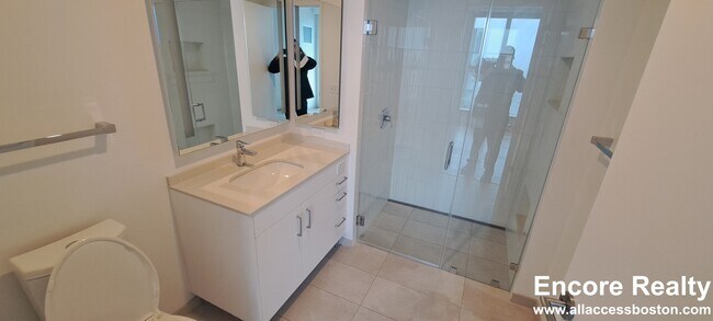 35 Lomasney Way unit 308, Boston, MA 02114 - photo 5