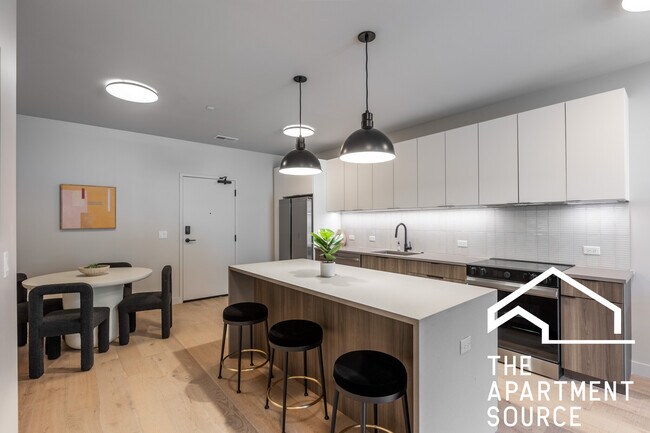 1706 Sherman Ave unit 302, Evanston, IL 60201 - photo 2