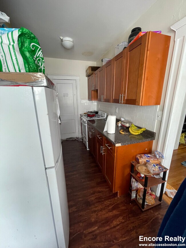 1163 Boylston St unit 35, Boston, MA 02215 - photo 3