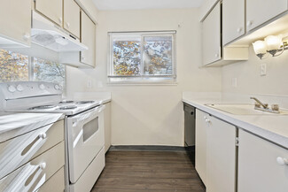 18 SE 162nd Ave, Portland, OR 97233