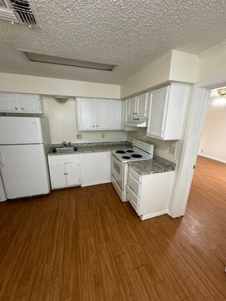 213 Alexandria St, Mesquite, TX 75149