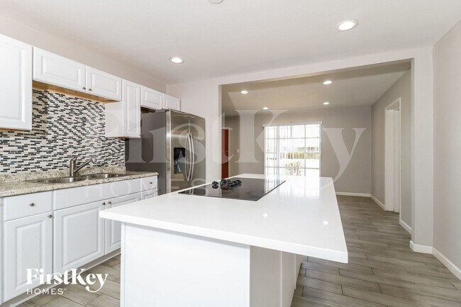 2735 W Royal Palm Rd, Phoenix, AZ 85051 - photo 5