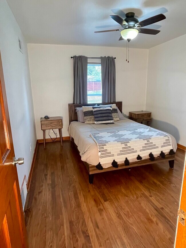 6525 W Center St unit 1, Milwaukee, WI 53210 - photo 5