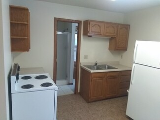 507 E King St Unit Up, Winona, MN 55987