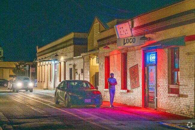 Komodo Loco is one of the perfect date night spots in Denton.