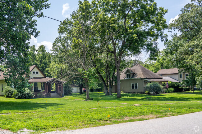 Homes around the Romney area are set off the roads.
