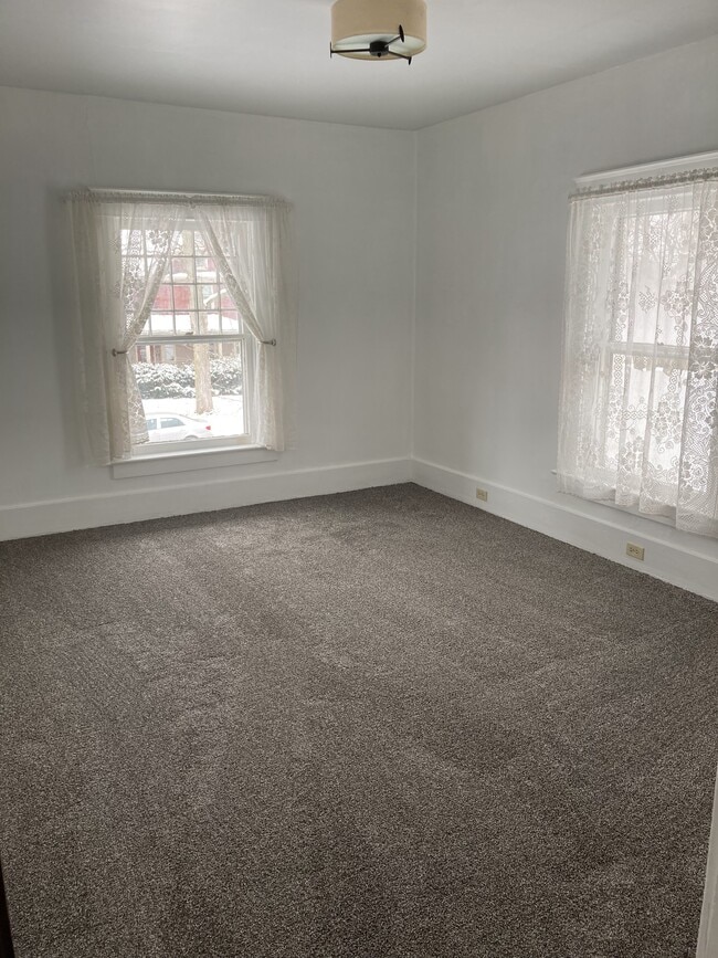 1508 S 8th St Unit C, Goshen, IN 46526