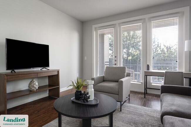 4300 Cromwell Dr unit 3212, Kyle, TX 78640 - photo 2