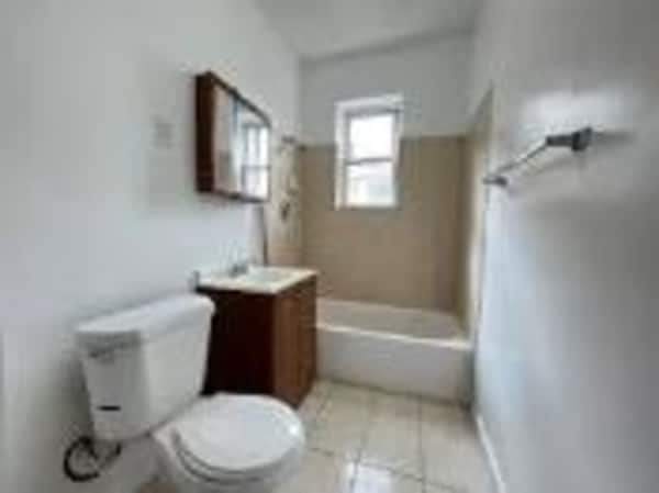 945 Spofford Ave unit liz, Elizabeth, NJ 07202 - photo 3