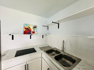 404 NW 3rd St Unit S, Lawton, OK 73507