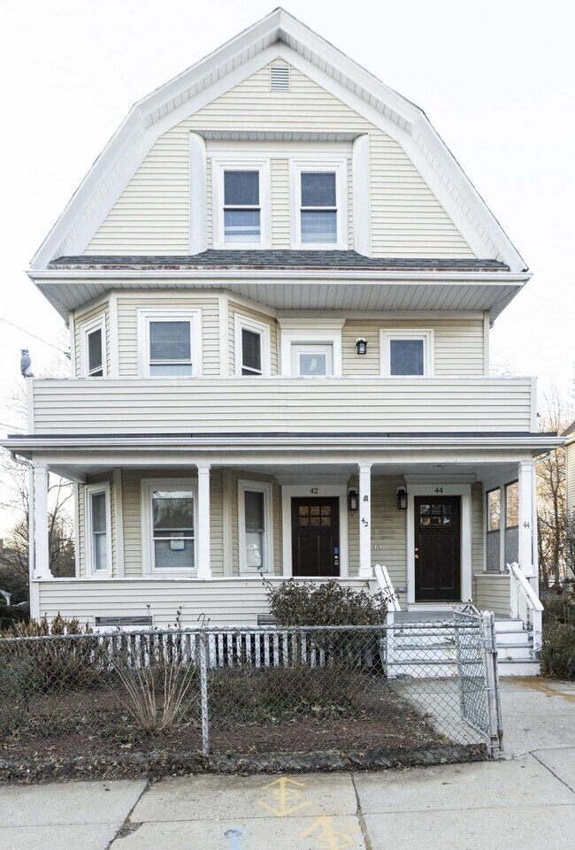 42 Burton St, Boston, MA 02135