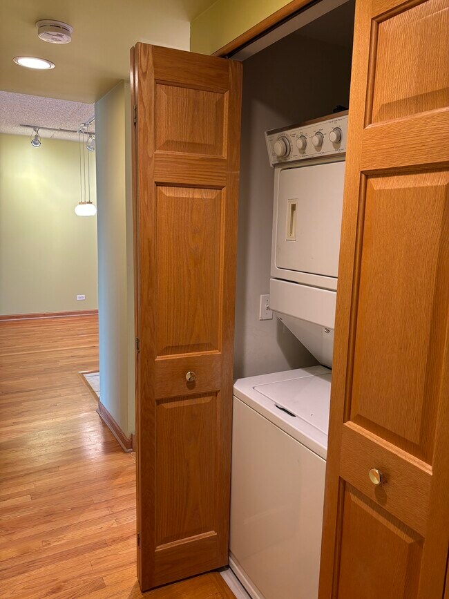 2919 N Harlem Ave, Chicago, IL 60707 - photo 7