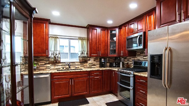 133 E 140th St, Los Angeles, CA 90061 - photo 5