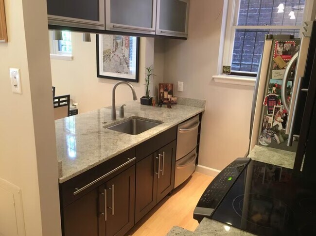 1901 16th St NW unit 104, Washington, DC 20009 - photo 3