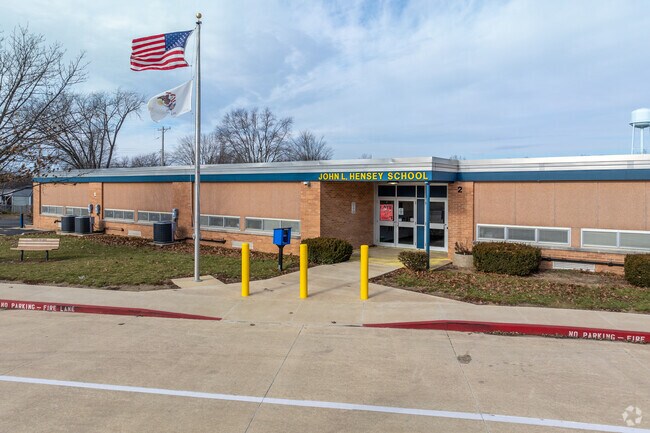 J.L. Hensey Elementary School serves in grades PK, K-3.