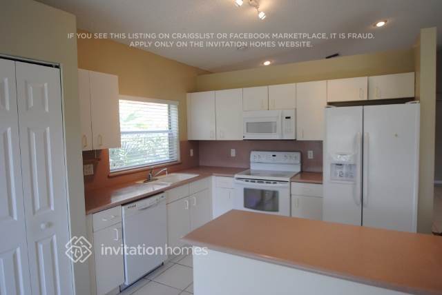 12451 Pleasant Green Way, Boynton Beach, FL 33437 - photo 4