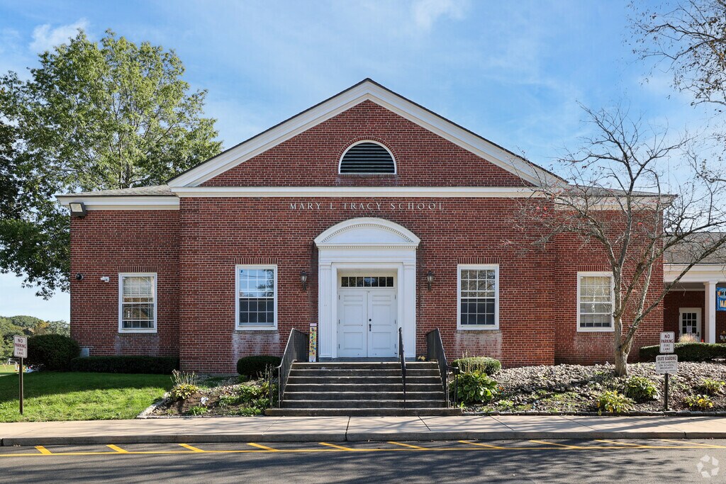 Mary L. Tracy School has 212 students in grades PK, K with a student-teacher ratio of 14 to 1.