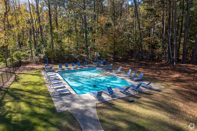 Meadow Crossing, Conyers, GA 30012 - photo 2